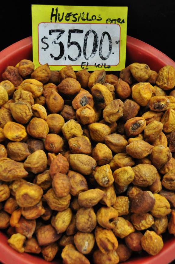 Passeio no mercado La Vega, em Santiago, capital do Chile